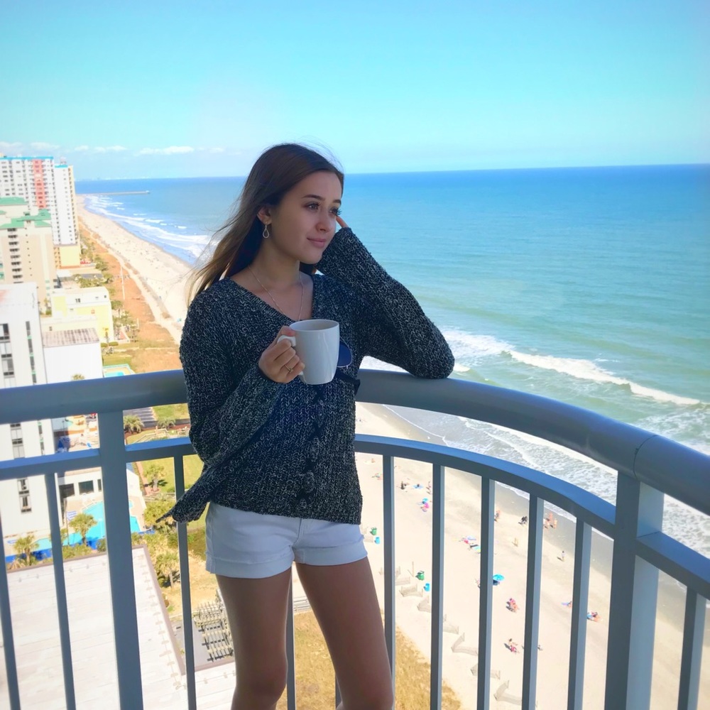 Meet your Posher, Sage